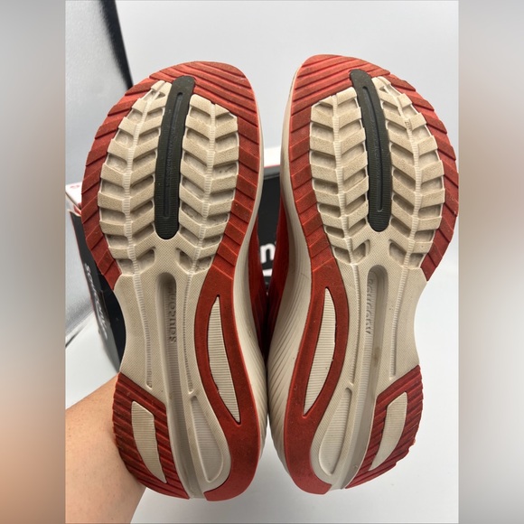 Saucony Endorphin Shift 3 Women’s Sneakers Size 8 Running Shoe Coral/Shadow - Picture 5 of 14